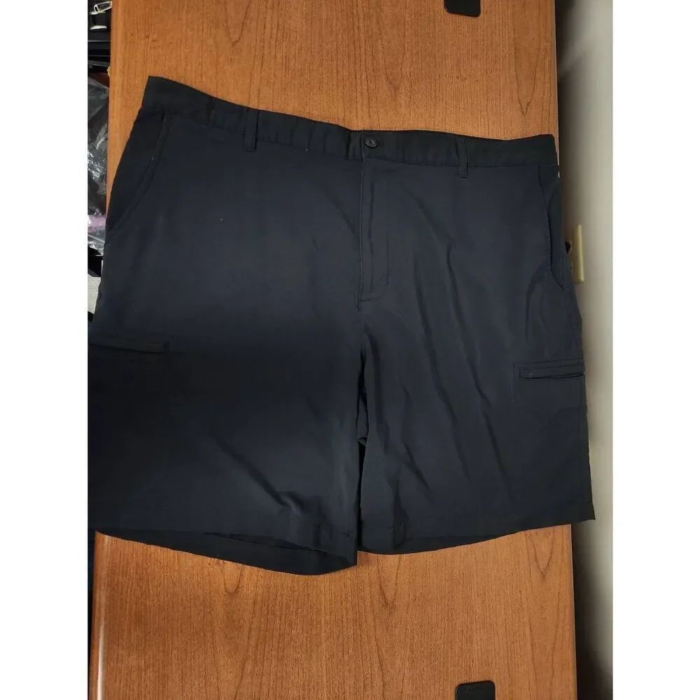 Chaps 78 Golf Shorts Men’s 42 Black Performance Flat Front Zip Cargo Pockets